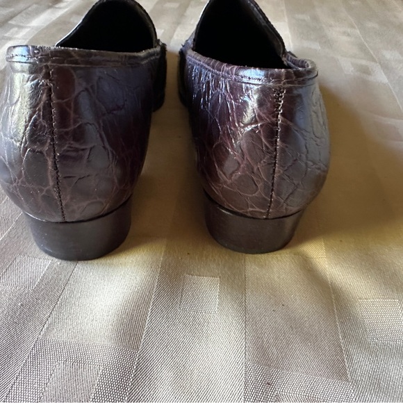 Elegant Brown Loafers for Women Size 5‎ - Picture 3 of 11